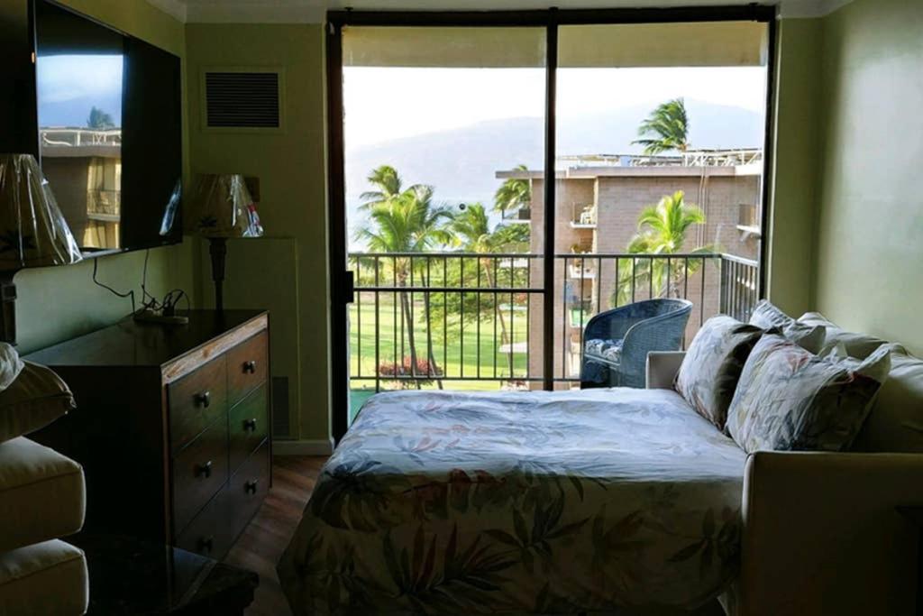 Oceanfront Penthouse With Amazing Views At Kauhale Makai Lägenhet Kihei Exteriör bild